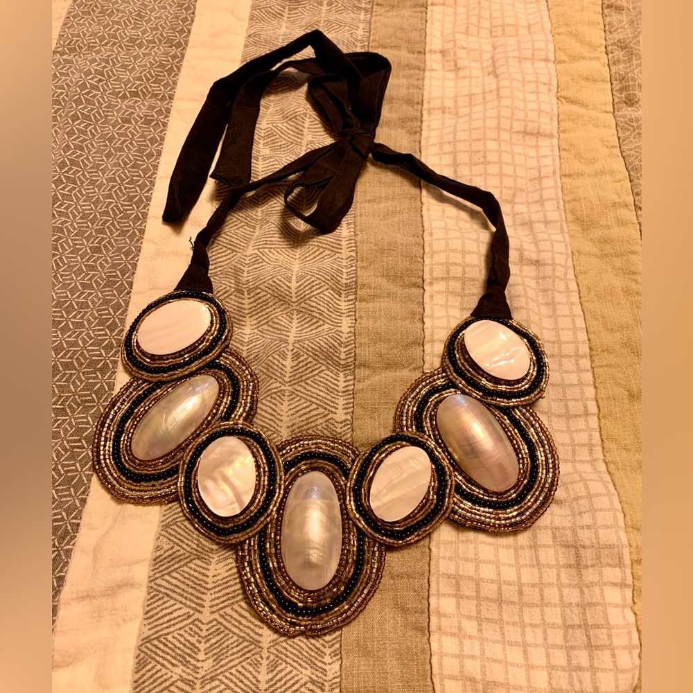 Statement necklace